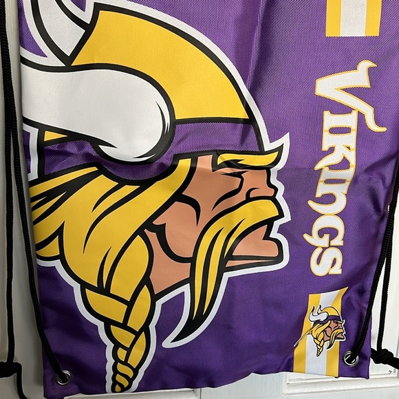 Minnesota Vikings cinch drawstring backpack NWOT - Picture 2 of 8